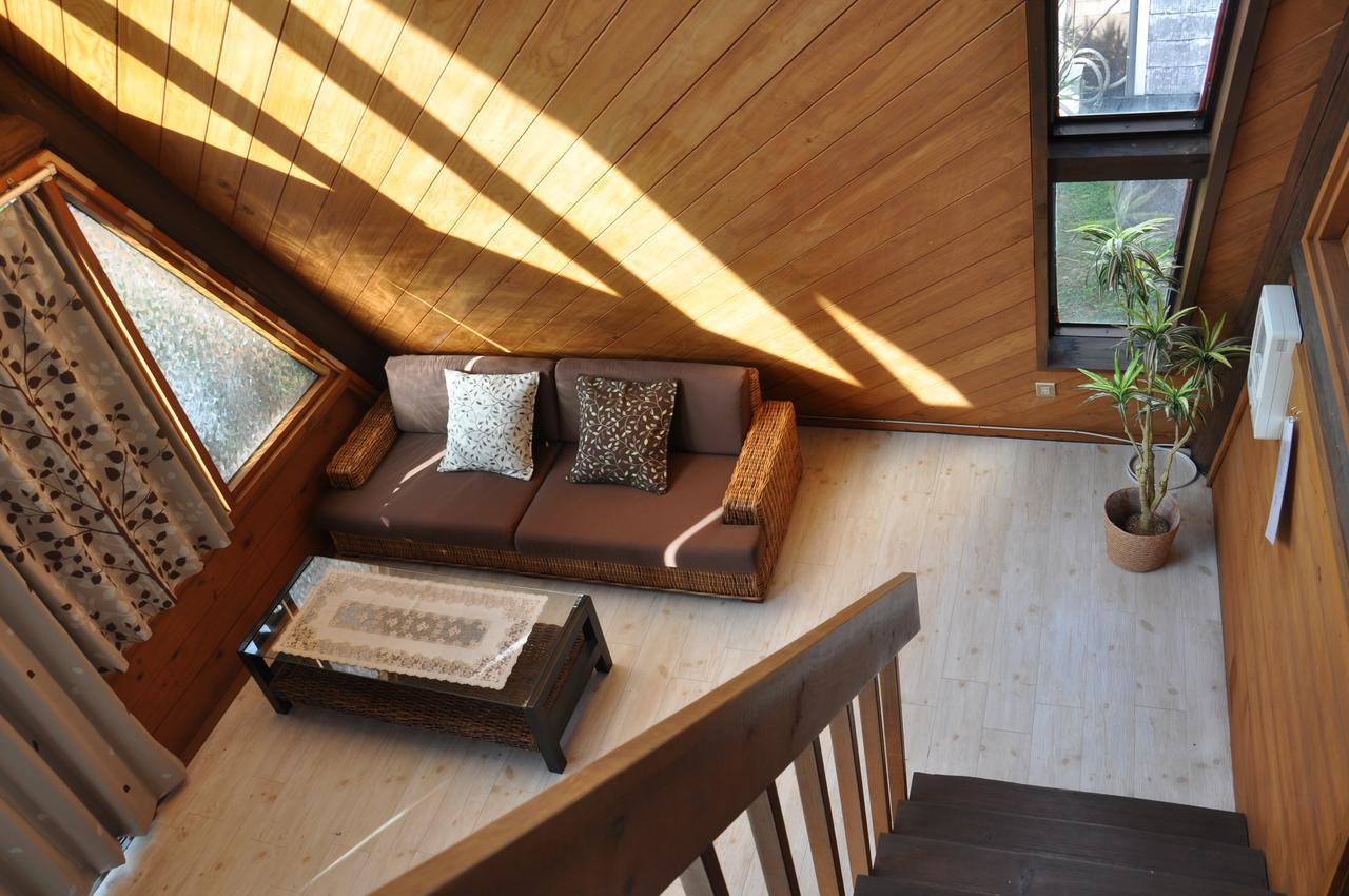 Sea Breeze Villa Onna Exterior photo